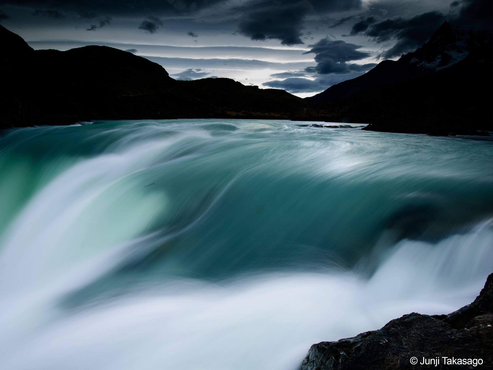 Patagonian Rivers: An Ecosystem in Motion