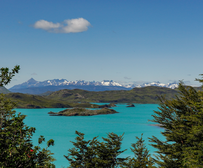 Mountain Hostels in Torres del Paine - Central, Norte, Cuernos, Francés